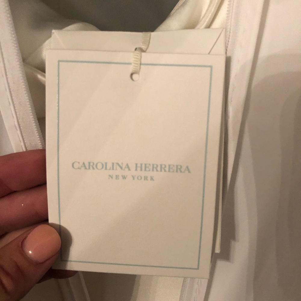 Carolina Herrera Lyla Bow Back Trumpet Mikado Gown - Picture 8 of 9